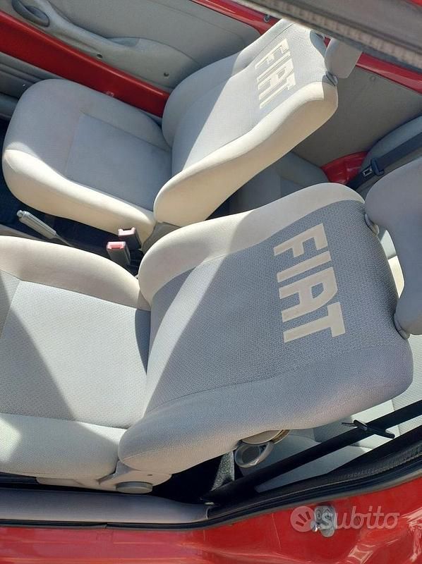 Usata Fiat 600 54 CV (39 kW) 2009 Utilitaria