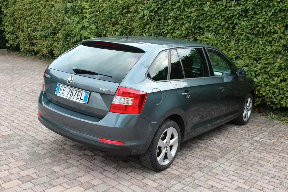 Usata Skoda Rapid 90 CV (66 kW) 2016 Utilitaria