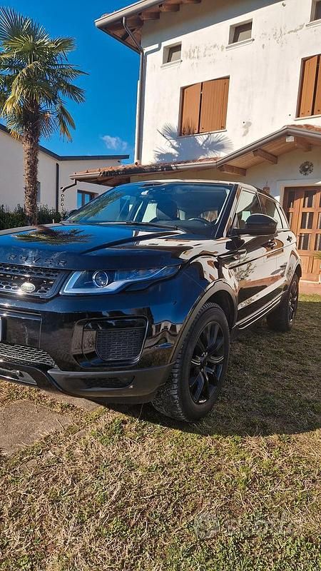 Usata Land Rover Range Rover evoque 150 CV (110 kW) 2018 Nero Station wagon