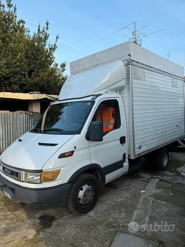 Usata Iveco Daily 2002 Bianco