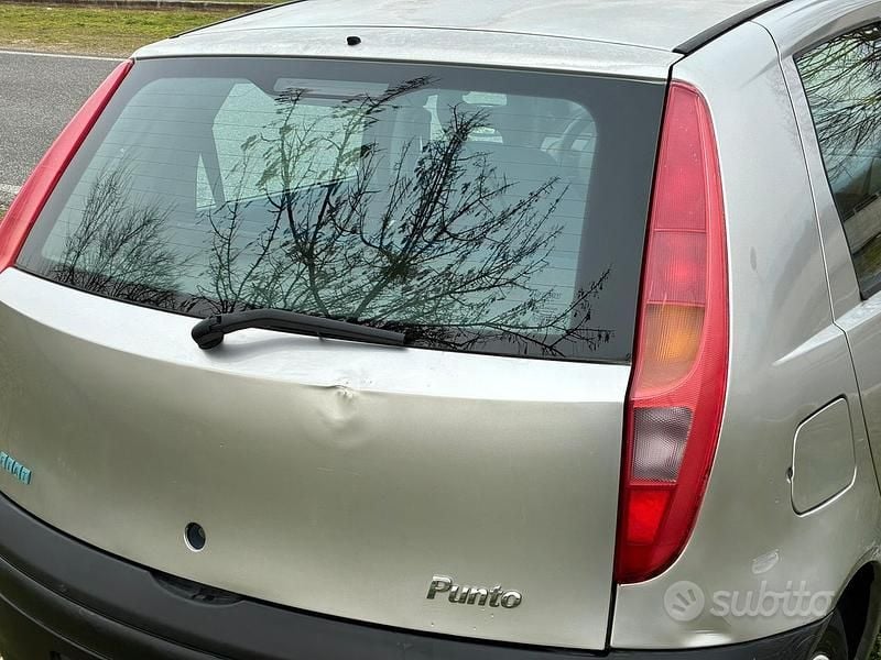 Usata Fiat Punto 2001 Utilitaria