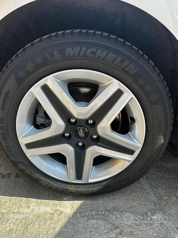 Usata Ford Focus 120 CV (88 kW) 2022 Station wagon