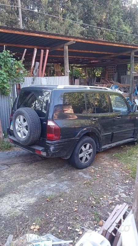 Usata Mitsubishi Pajero 160 CV (117 kW) 2005 Nero SUV