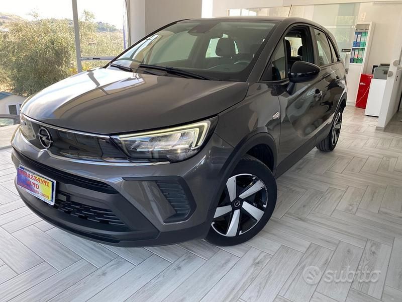 Grigio Usata 2022 Opel Crossland Edition SUV | 13.499 € (Buon prezzo) - Immagine 1/4