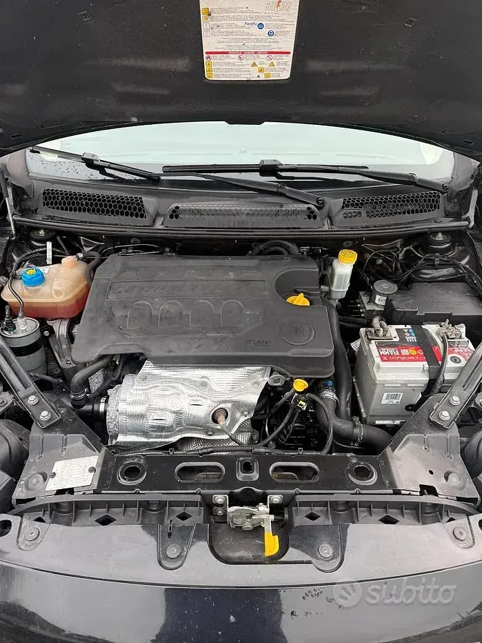 Usata Fiat Bravo Active 120 CV (88 kW) 2010 Nero Utilitaria