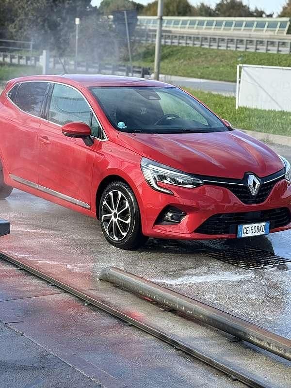 Usata Renault Clio V SE 72 CV (52 kW) 2021 Berlina