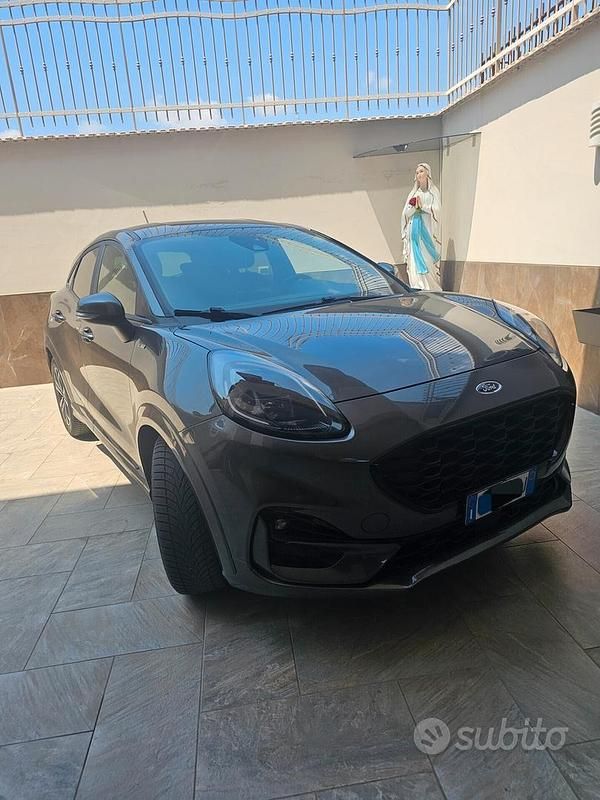 Usata Ford Puma ST-Line 120 CV (88 kW) 2021 Marrone Station wagon