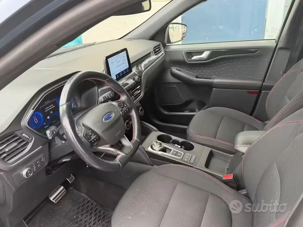 Usata Ford Kuga ST-Line 120 CV (88 kW) 2020 Blu SUV