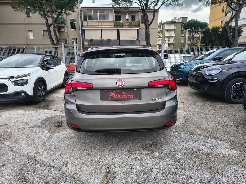 Usata Fiat Tipo Lounge 120 CV (88 kW) 2019 Grigio Station wagon