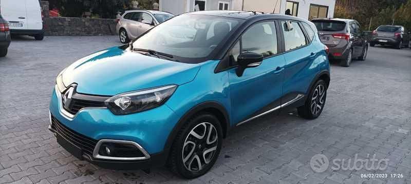 Usata Renault Captur Intens 90 CV (66 kW) 2016 Blu SUV