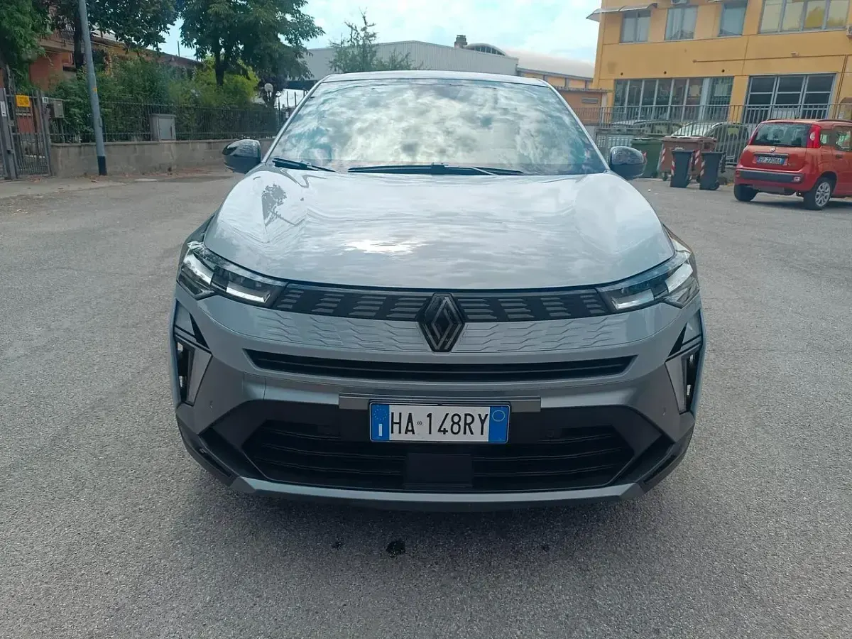 Usata Renault Symbioz Esprit Alpine 140 CV (102 kW) 2025 Grigio SUV