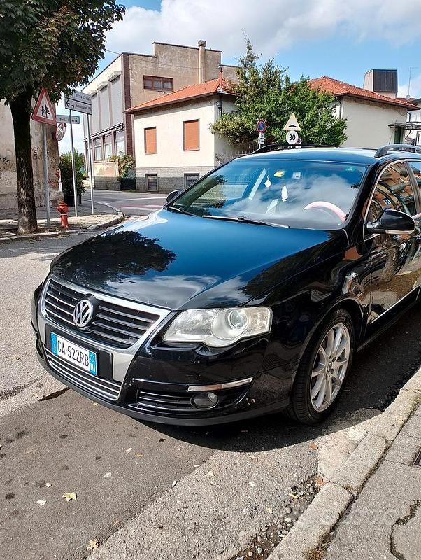 Nero Usata 2009 VW Passat Tre volumi | 2500 € (Super prezzo) - Immagine 1/4