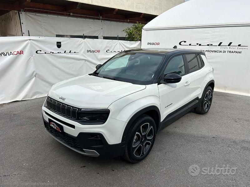 Usata Jeep Avenger Summit 101 CV (74 kW) 2024 Bianco SUV