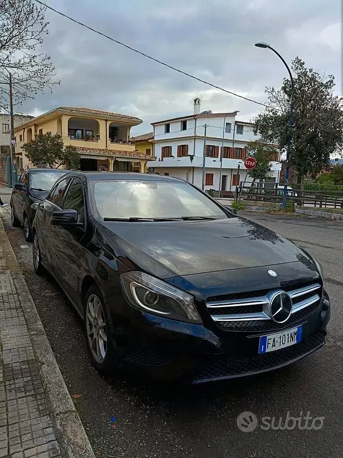 Usata Mercedes 180 109 CV (80 kW) 2015 Nero Berlina