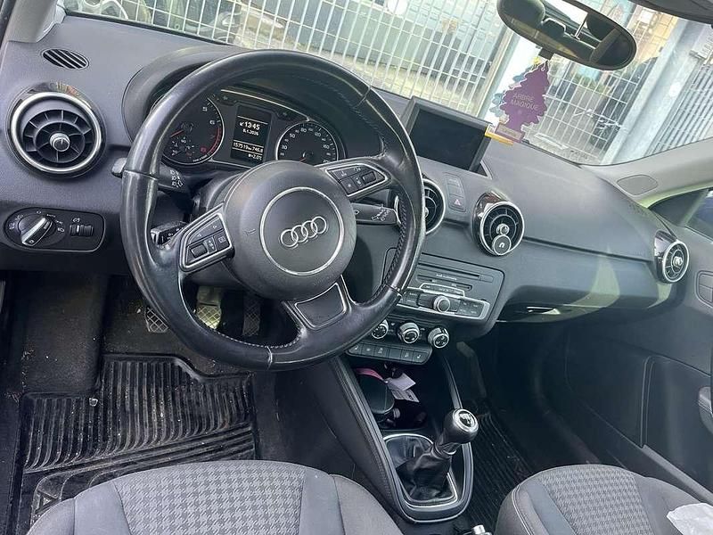 Usata Audi A1 Sportback Ambition 86 CV (63 kW) 2014 Utilitaria