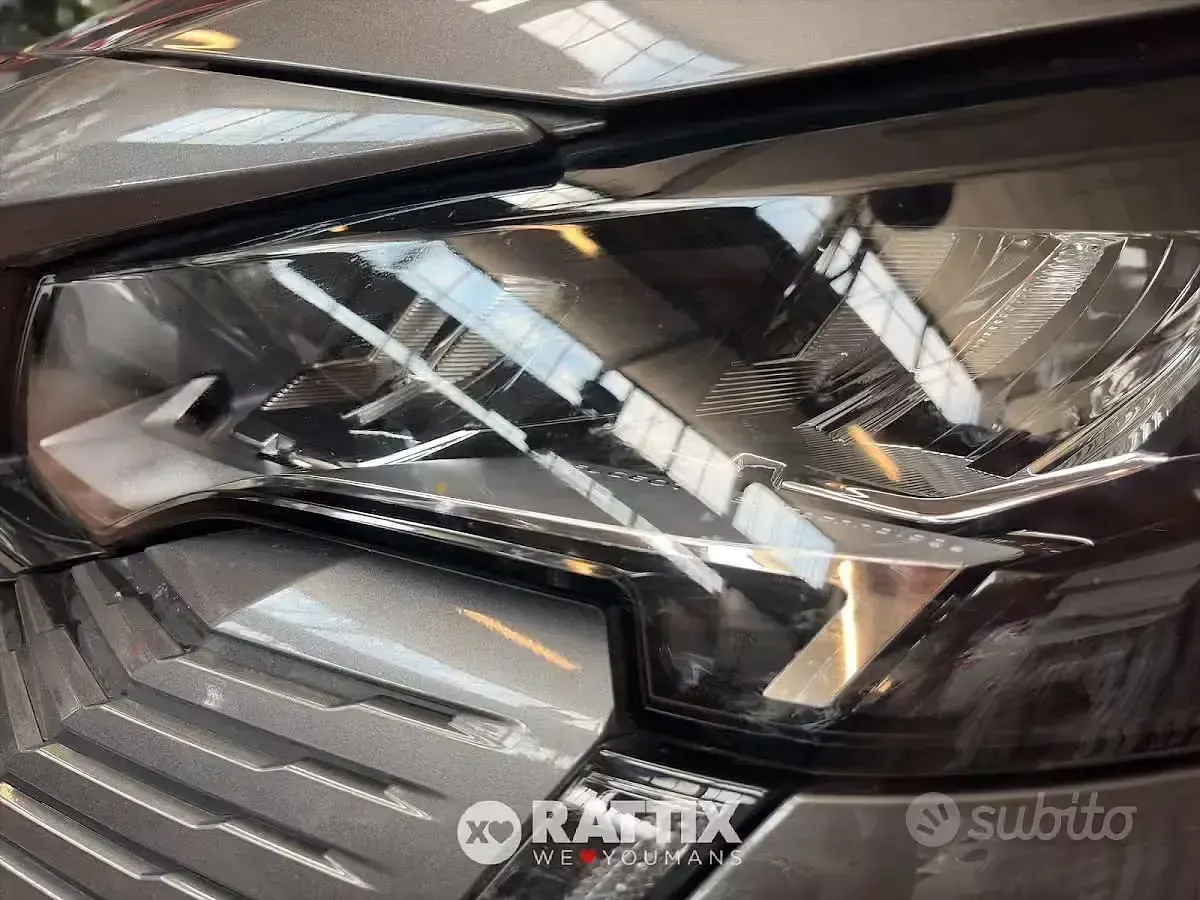 Usata Peugeot 3008 Allure 224 CV (164 kW) 2024 Grigio SUV