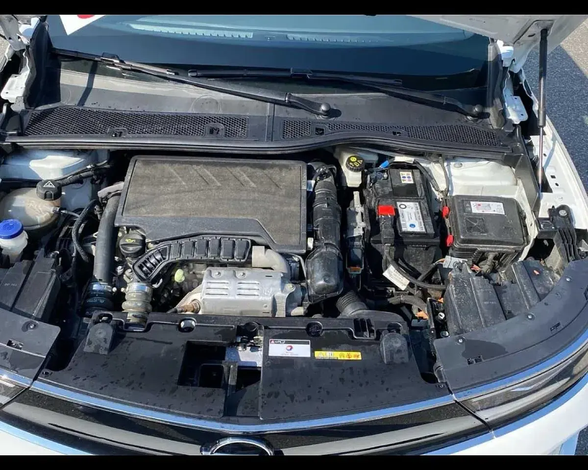 Usata Opel Mokka Ultimate 131 CV (96 kW) 2023 Bianco SUV