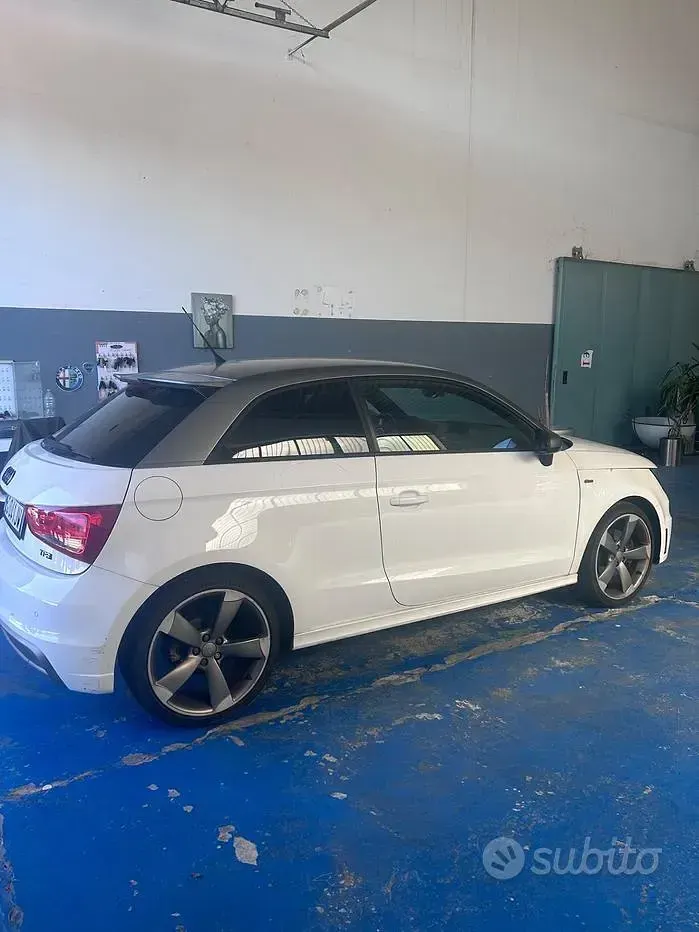 Usata Audi A1 Ambition 185 CV (136 kW) 2011 Bianco Utilitaria