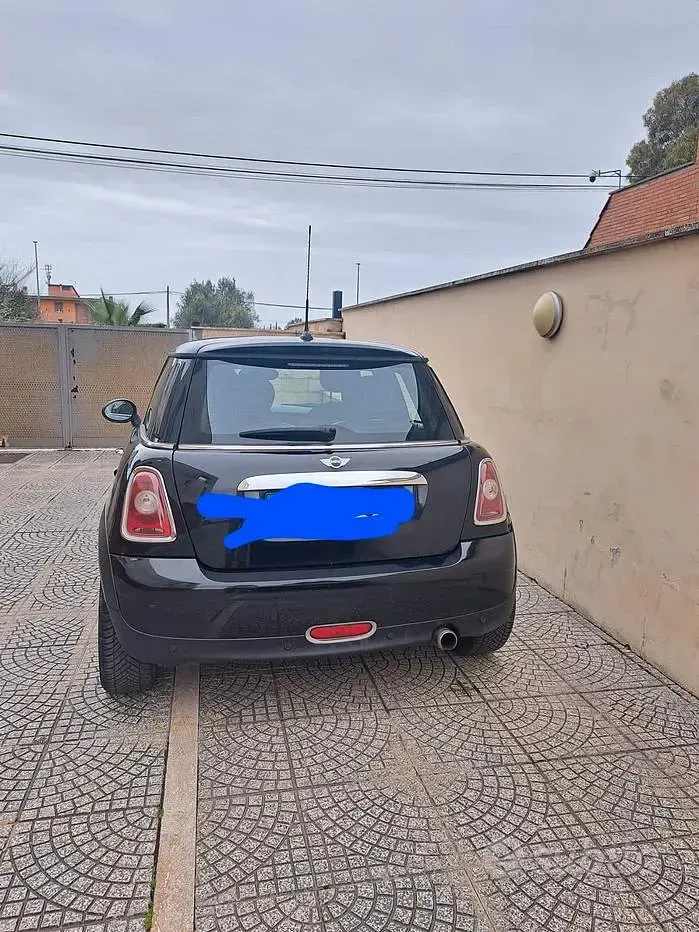 Usata Mini Cooper 120 CV (88 kW) 2009 Nero Utilitaria