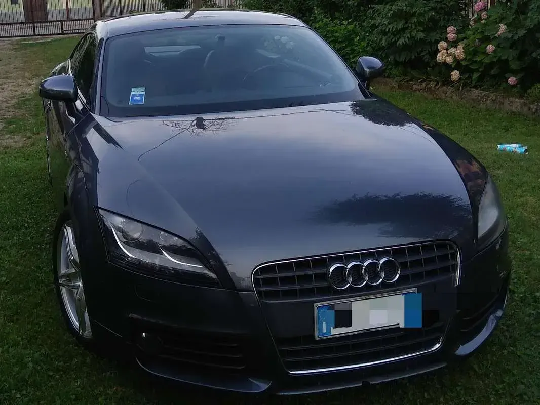 Usata Audi TT Ambiente 200 CV (147 kW) 2008 Argento Coupé