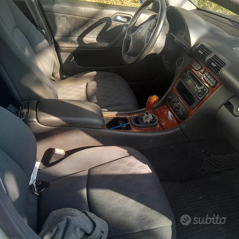 Usata Mercedes C220 2003 Grigio Station wagon