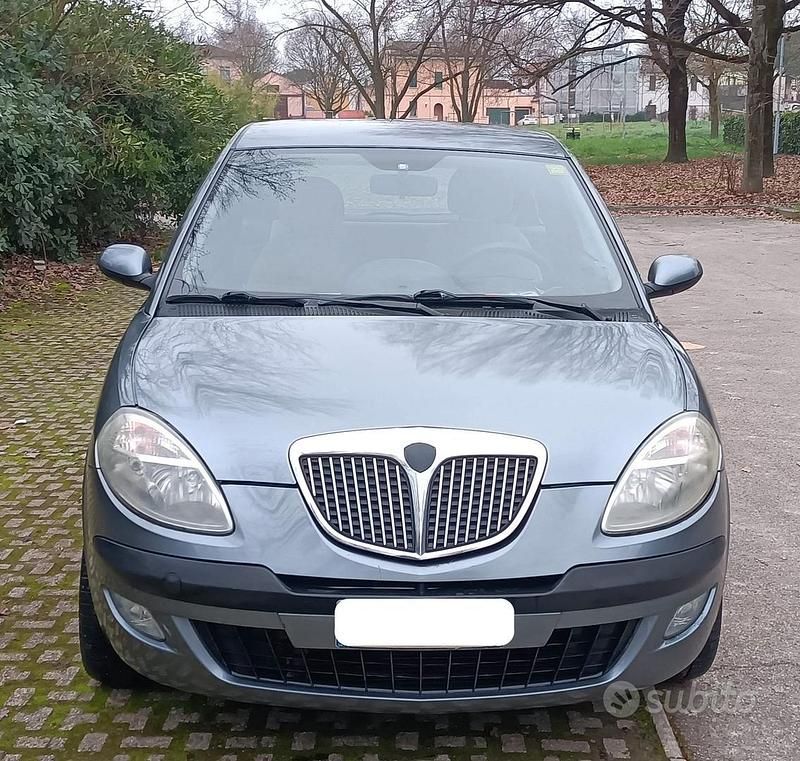 Usata Lancia Ypsilon 69 CV (50 kW) 2007 Utilitaria