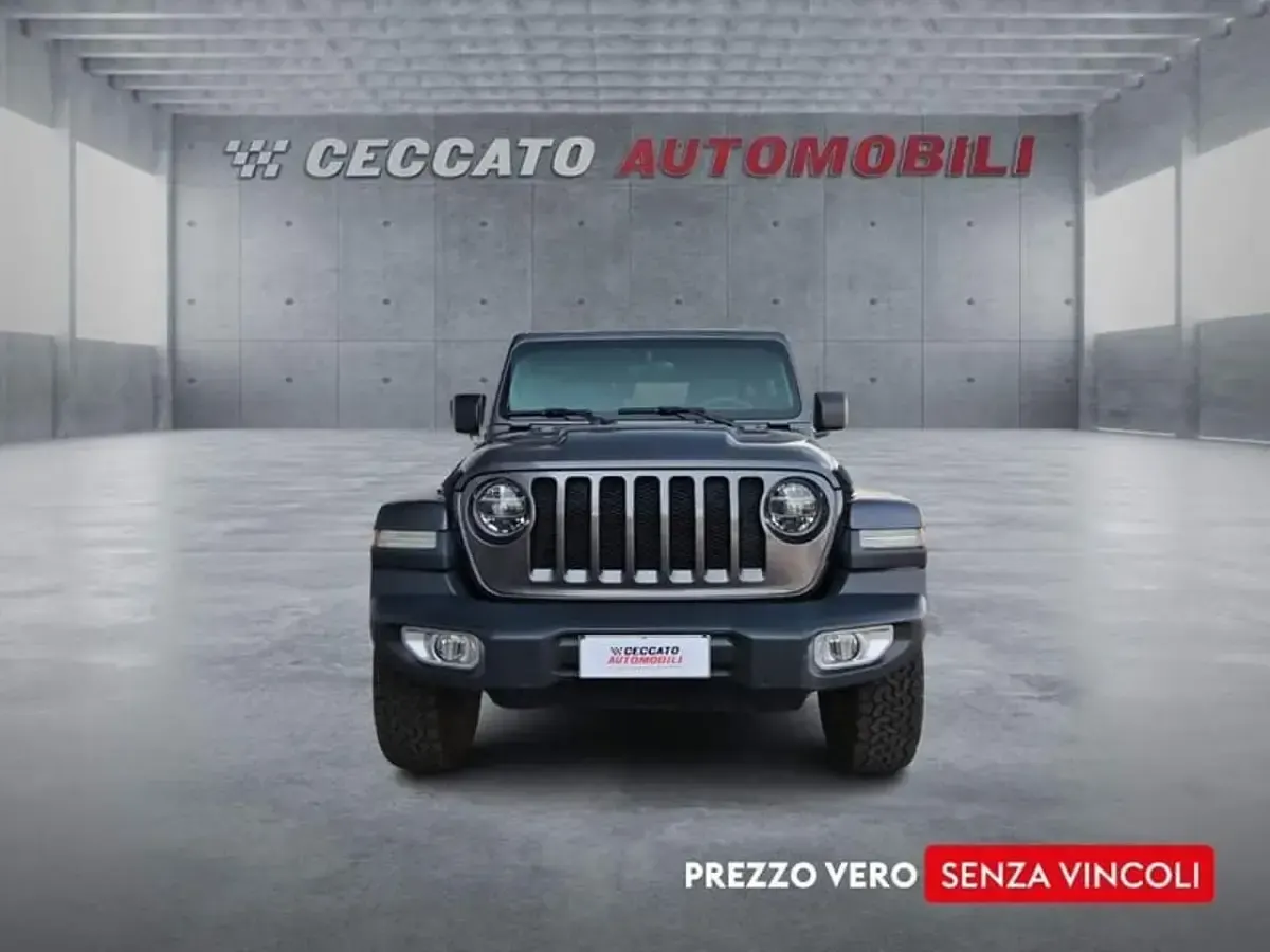Usata Jeep Wrangler Sahara 200 CV (147 kW) 2018 Grigio SUV