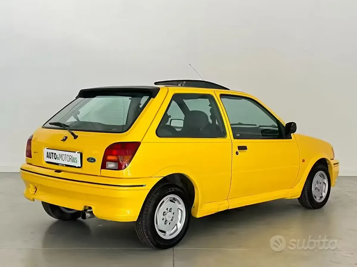 Usata Ford Fiesta 107 CV (78 kW) 1990 Giallo Utilitaria