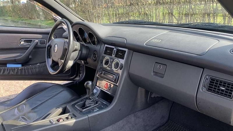 Usata Mercedes SLK200 136 CV (100 kW) 1997 Cabrio