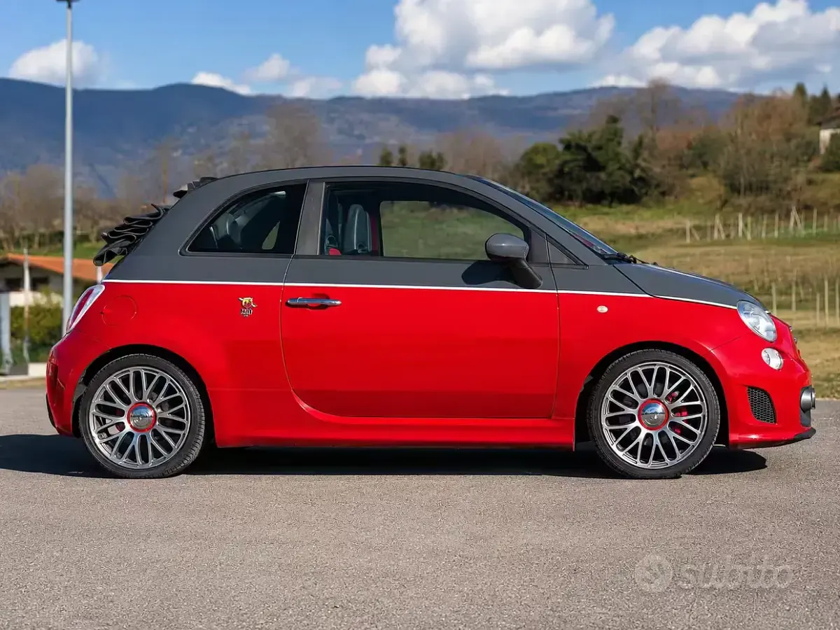 Usata Abarth 595 Turismo 160 CV (117 kW) 2012 Rosso Cabrio