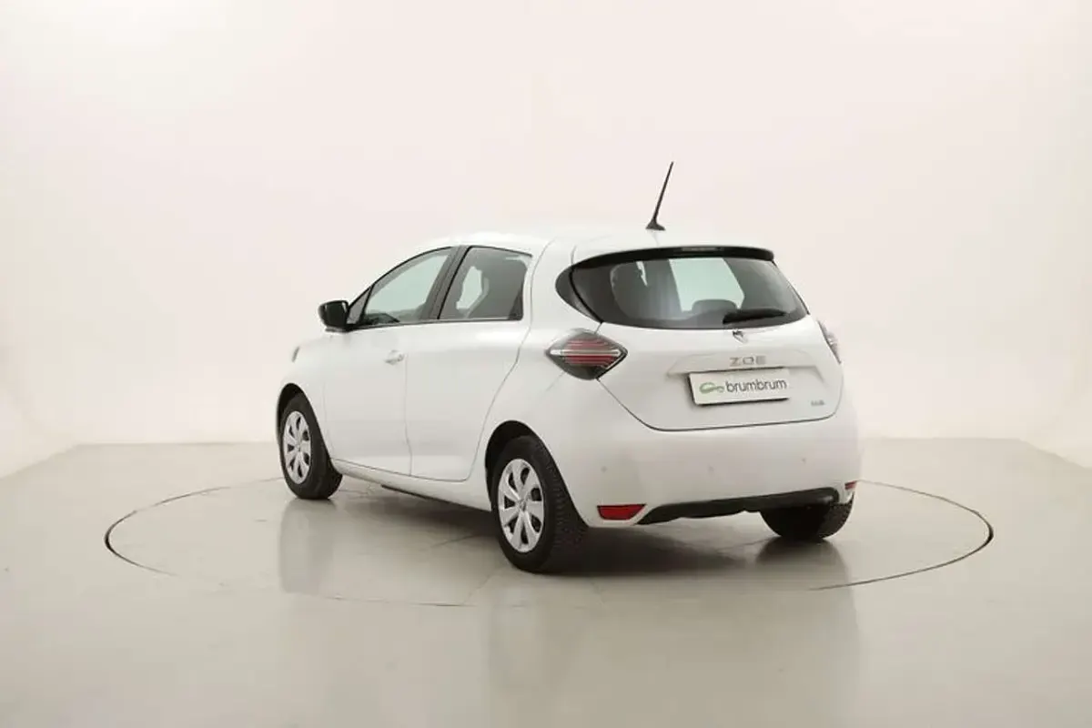 Usata Renault Zoe Life 50 kW (69 CV) 2022 Bianco Utilitaria
