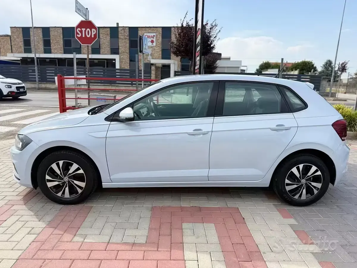 Usata VW Polo Comfortline 65 CV (47 kW) 2019 Bianco Utilitaria