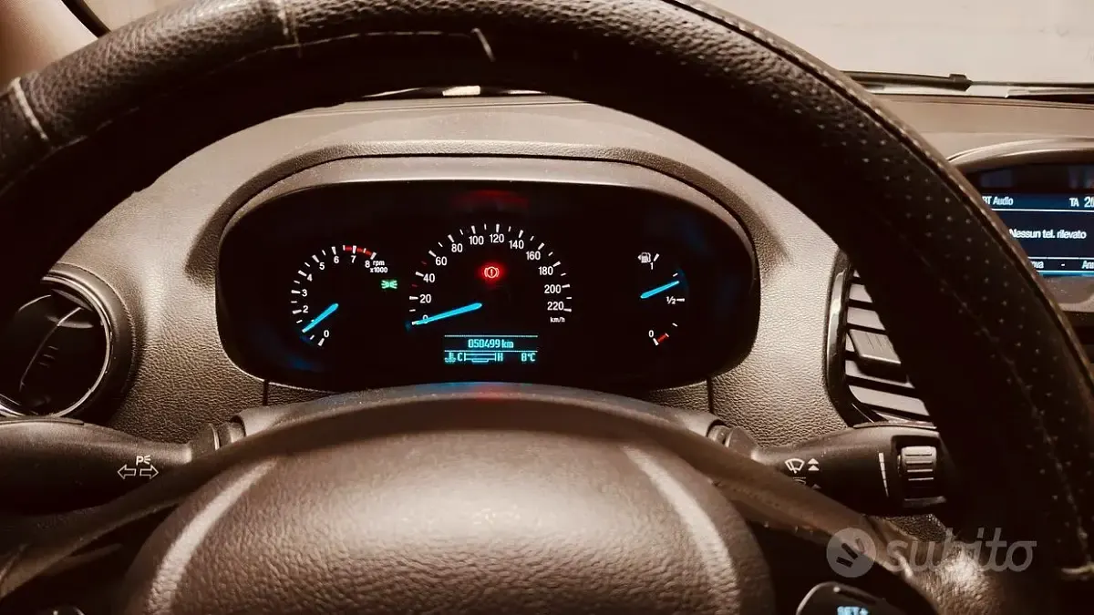Usata Ford Ka 86 CV (63 kW) 2017 Grigio Berlina