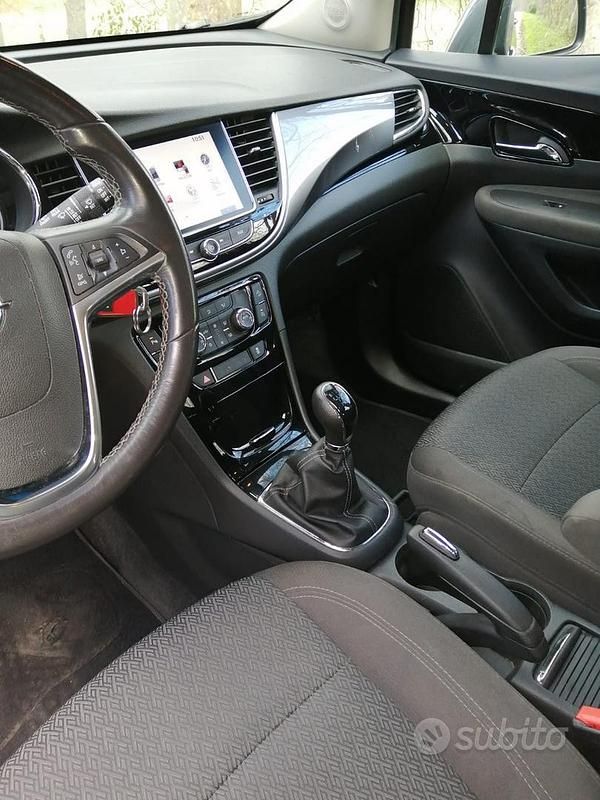 Usata Opel Mokka 136 CV (100 kW) 2017 Nero SUV