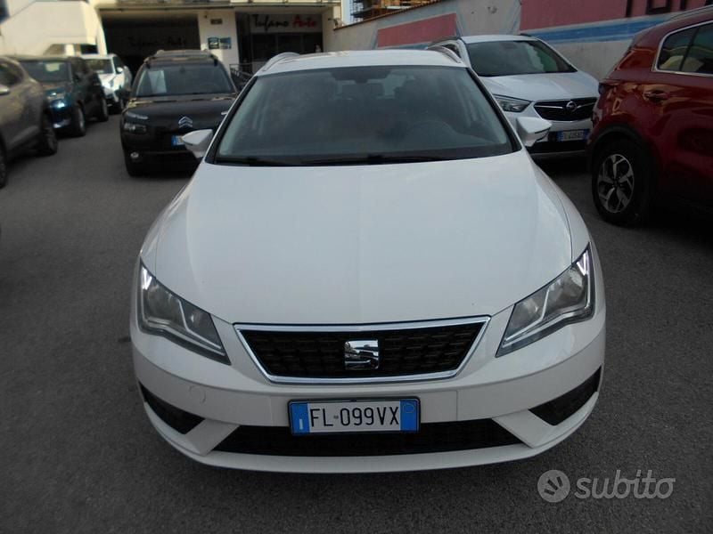 Usata Seat Leon ST Business 110 CV (80 kW) 2017 Bianco Station wagon