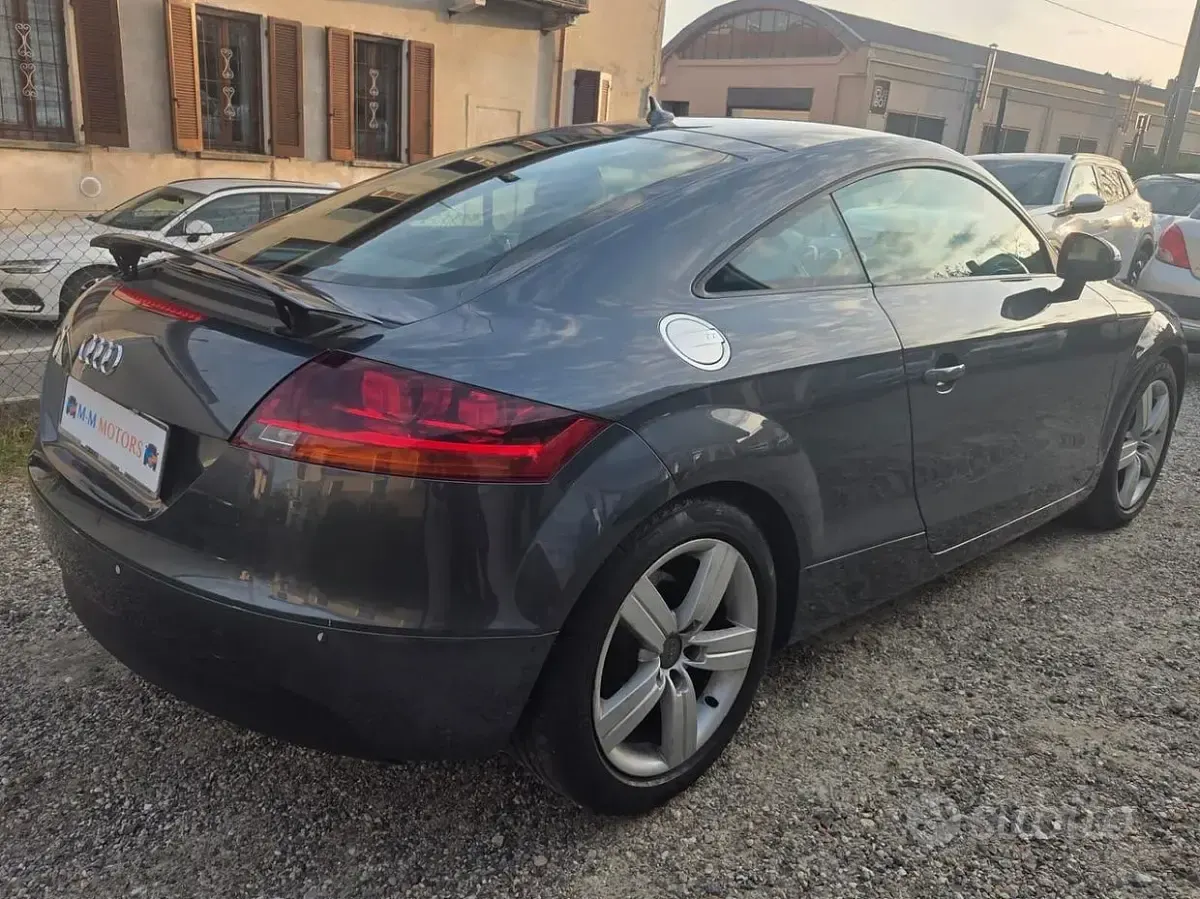 Usata Audi TT Advanced 200 CV (147 kW) 2007 Grigio Coupé