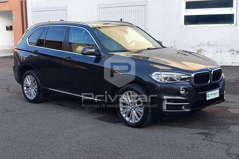 Usata BMW X5 Luxury Line 218 CV (160 kW) 2015 Grigio SUV