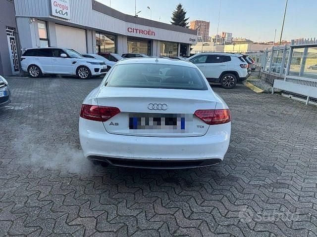 Usata Audi A5 Ambiente 170 CV (125 kW) 2011 Bianco Coupé