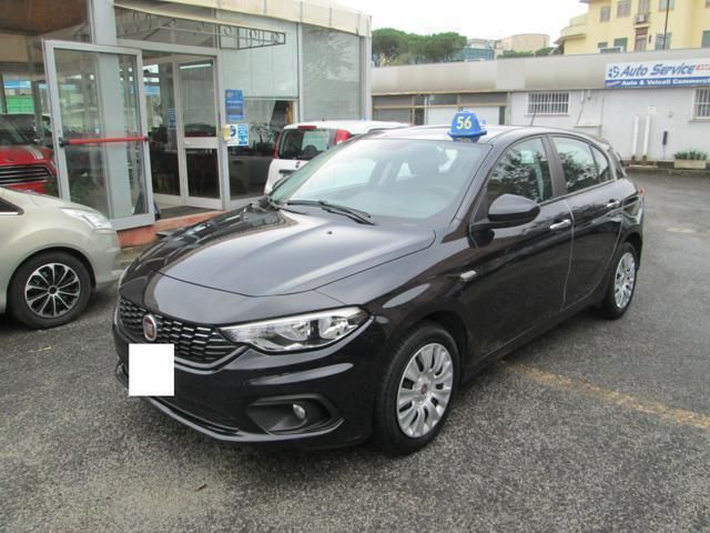 Usata Fiat Tipo Easy 120 CV (88 kW) 2017 Nero metallizzato Berlina