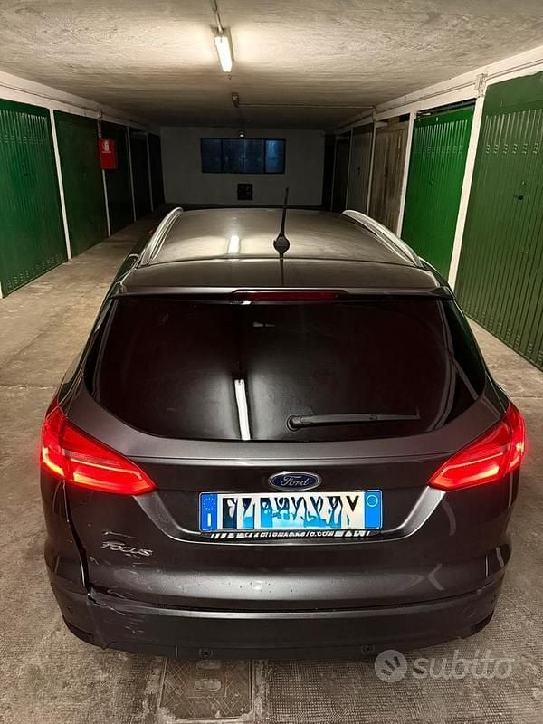 Usata Ford Focus 2018 Grigio Station wagon