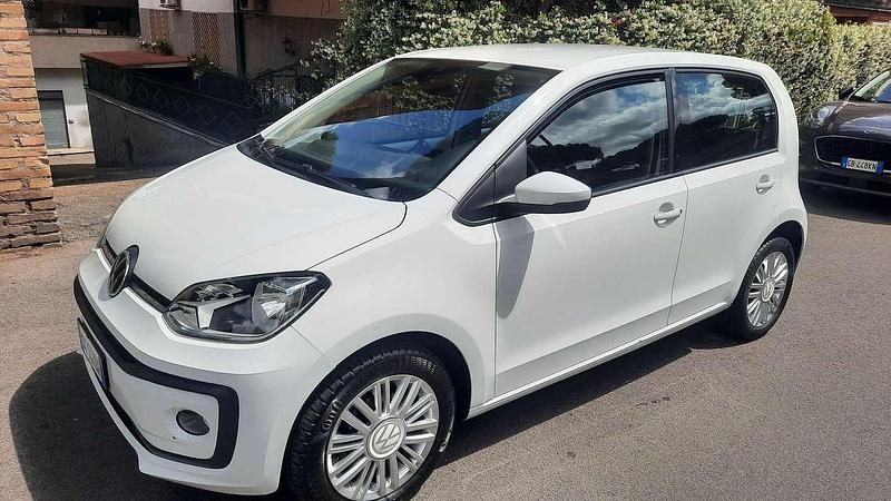 Usata VW up! Move 68 CV (50 kW) 2022 Bianco Utilitaria