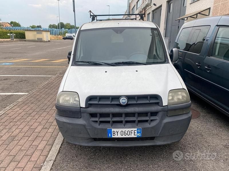 Usata Fiat Doblò 63 CV (46 kW) 2002 Bianco Monovolume