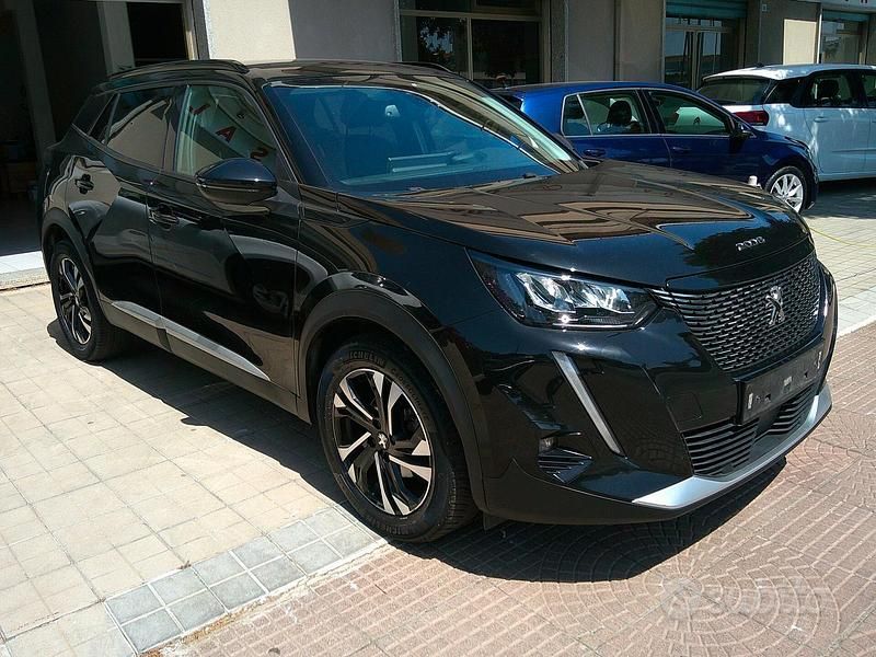 Usata Peugeot 2008 Allure 110 CV (80 kW) 2021 Nero SUV