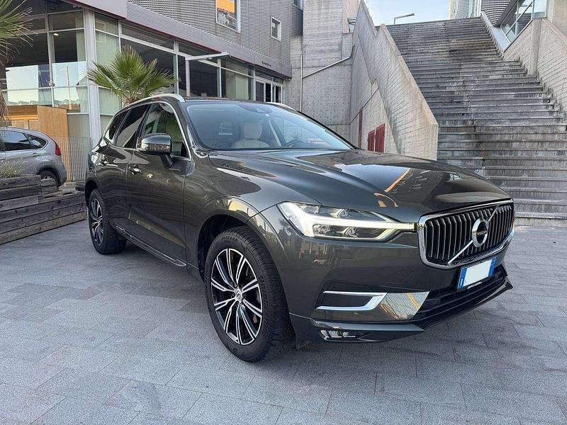 Usata Volvo XC60 Inscription 197 CV (144 kW) 2020 Pine grey SUV