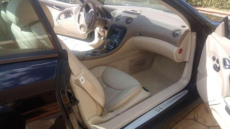 Usata Mercedes SL500 306 CV (225 kW) 2003 Nero Cabrio