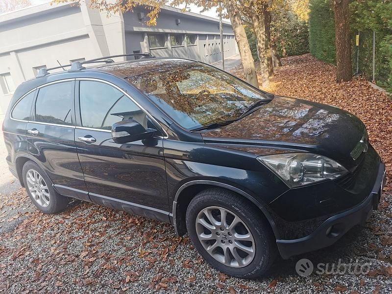Nero Usata 2007 Honda CR-V SUV | 3000 € - Immagine 1/4