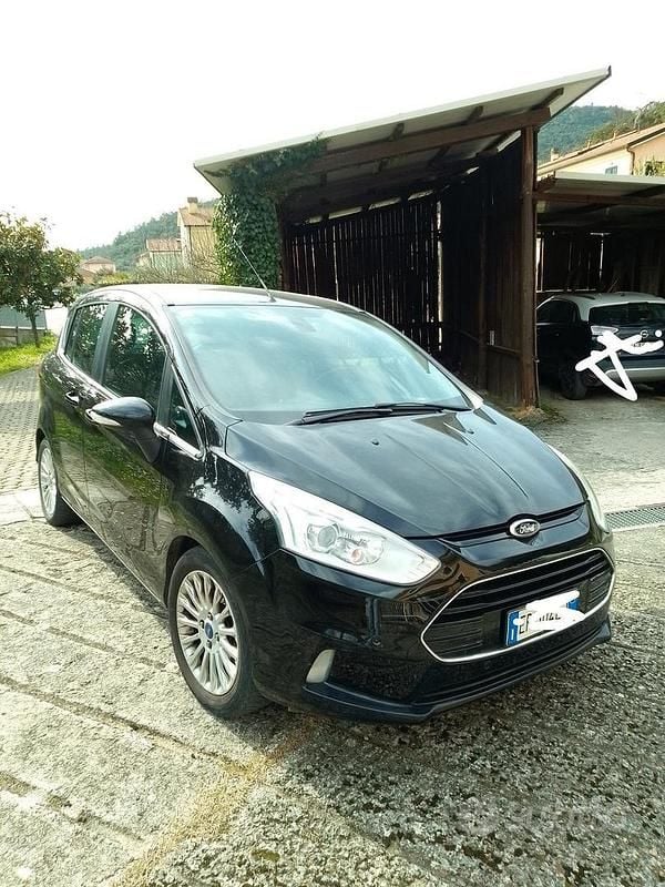 Usata Ford B-MAX Titanium 105 CV (77 kW) 2012 Nero Monovolume