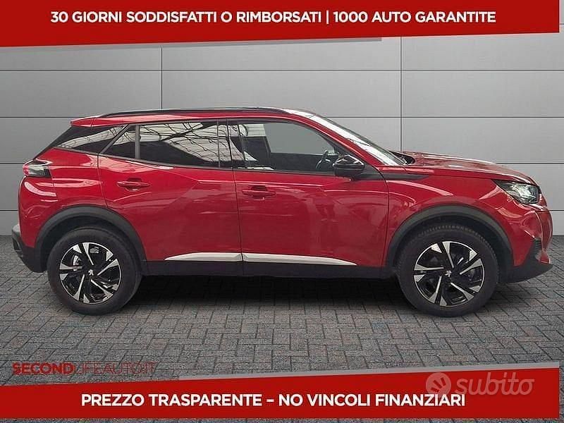 Usata Peugeot 2008 Allure 131 CV (96 kW) 2023 Rosso SUV