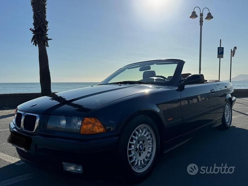 Usata BMW 320 Cabriolet 150 CV (110 kW) 1998 Blu Cabrio