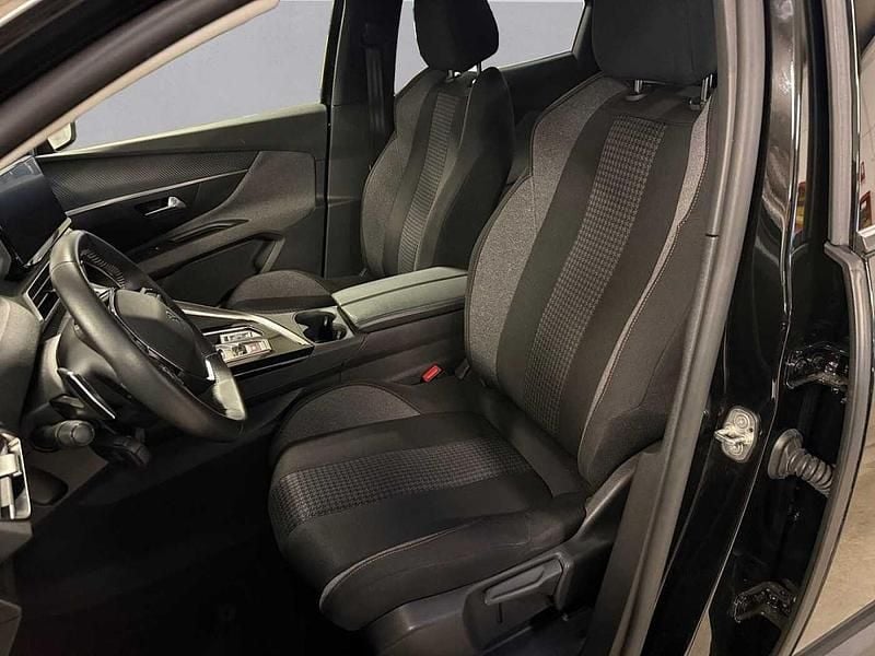 Usata Peugeot 3008 Active 130 CV (95 kW) 2021 Nero SUV